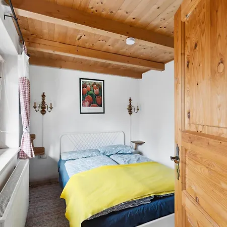 3 Bedroom Gorgeous In Wald