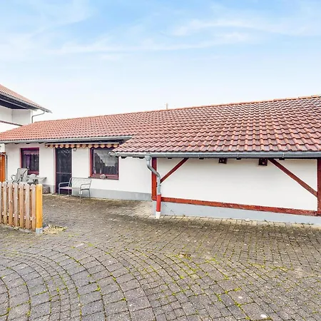 3 Bedroom Gorgeous In Wald Apartment *
